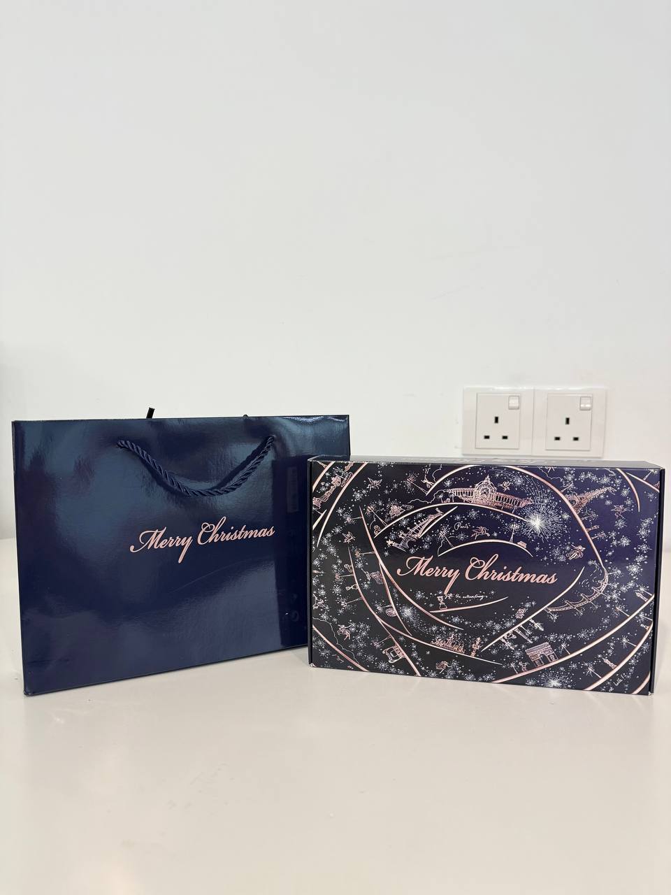 2025 CHRISTMAS 5IN1 PERFUME MYSTERY BOX (5X10ML)