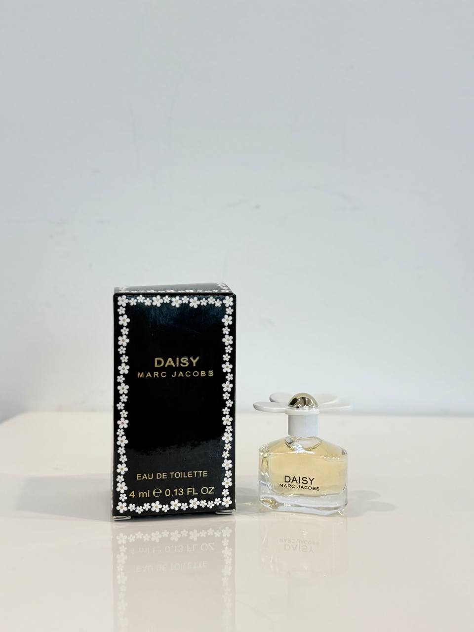 (MINI) MARC JACOBS DAISY EDT 4ML (BLACK BOX)